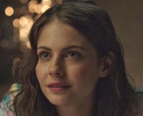 Thea Queen | Thea Queen (Willa Holland) on Arrow Season 2, E… | Flickr England School, League Of Assassins, Character Bio, Willa Holland, Thea Queen, Born In January, Team Arrow, Arrow Tv, Marauders Dr