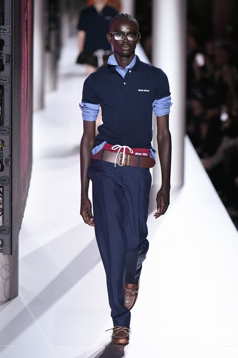 Miu Miu RTW Spring 2024 [PHOTOS] Miu Miu Menswear, Miu Miu Men, Ysl Runway, Street Style Boy, Office Siren, Paris Outfits, Fashion 2024, Summer 24, Easy Breezy