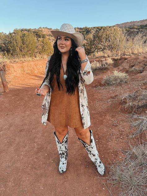 Nfr Outfits Plus Size, Western Plus Size Outfits, Brianna Purvis, Curvy Western Outfits, Plus Size Country Outfits, Plus Size Western Outfits Woman, Western Church Outfit, Plus Size Western Outfits, Plus Size Cowgirl Outfits