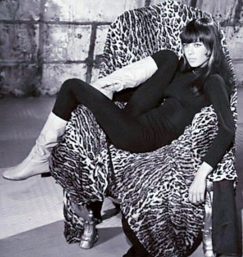 Anita Pallenberg Barbarella, Swinging Sixties Aesthetic, Sixties Aesthetic, Anita Pallenberg Style, Shadow Queen, Anita Pallenberg, Boho Queen, She Walks In Beauty, 1960s Style