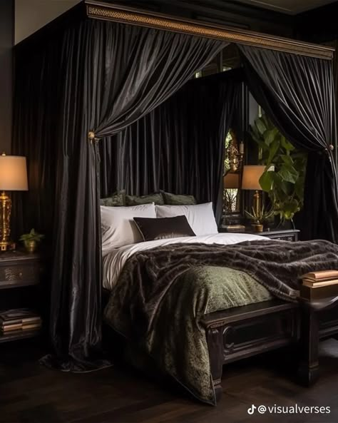 Black Curtains Bedroom, Dark Romantic Bedroom, Cottagecore Bedroom Ideas, Beautiful Bed Designs, Cottagecore Bedroom, Canopy Bedroom, Victorian Bedroom, Feminine Bedroom, Bedroom Trends