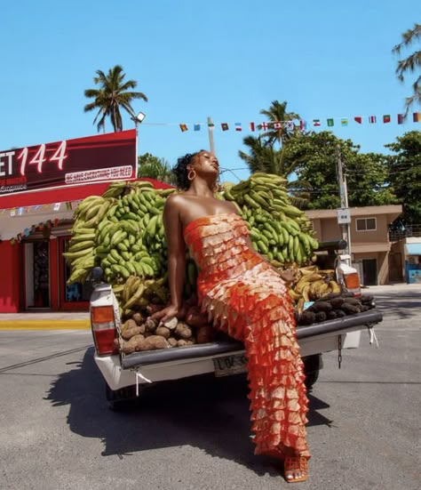 Tropical Glam Aesthetic, Caribbean Photoshoot, Florida Photoshoot, Tropical Photoshoot Ideas, Tropical Fashion Editorial, Tropical Showers, Jamaican Culture, Nature Photoshoot, Tropical Fashion