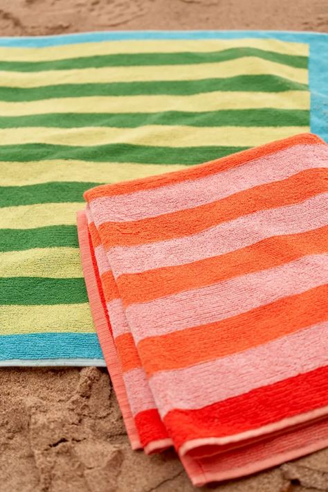 Beach Essentials: Towels, Beach Chairs, Umbrellas & More | Urban Outfitters Pool Towel Aesthetic, Lfw 2023, Cabana Decor, Trendy Beach Towel, Colorful Towels, Stripe Towel, Fun Towels, Striped Bath Towels, Accessories Beach