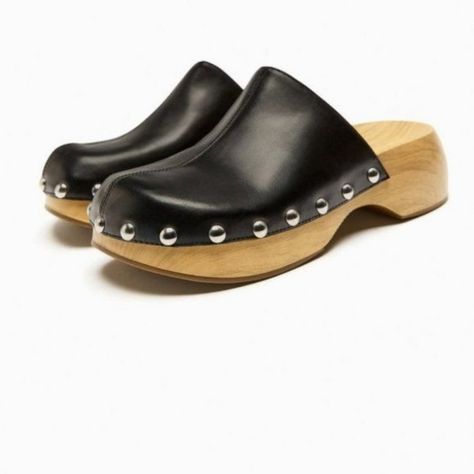 Nwt Zara Black Clogs. Size 7.5 Pink Platform Heels, Metallic Ballet Flats, Red Loafers, Zara Sandals, Platform Wedges Shoes, Zara Leather, Black Leather Loafers, Leather Platform Sandals, Platform Heels Chunky