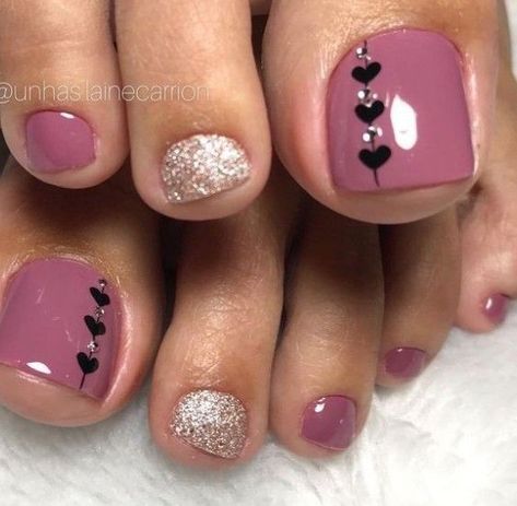 Heart Pedicure, Toe Nail Colors For Summer, Toes Nails Designs, Toes Nails Colors, Toes Nails Ideas, Toe Nail Designs For Summer, Nail Colors For Summer, Toe Nails Ideas, Nail Inspo Almond