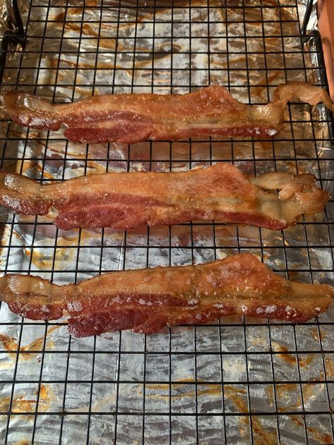 Make Ahead Candied Bacon - The Tipsy Housewife Bacon In Convection Oven, Fall Recipes Sides, Convection Oven Baking, Thick Bacon, Candied Bacon Recipe, Convection Oven Recipes, Oven Baked Bacon, Bacon In The Oven, Convection Cooking