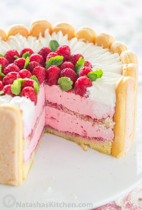 Charlotte Cake Recipe, Charlotte Russe Dessert, Charlotte Russe Cake, Raspberry Charlotte, Charlotte Dessert, Mothers Day Desserts, Charlotte Cake, Raspberry Mousse, Nice Recipes