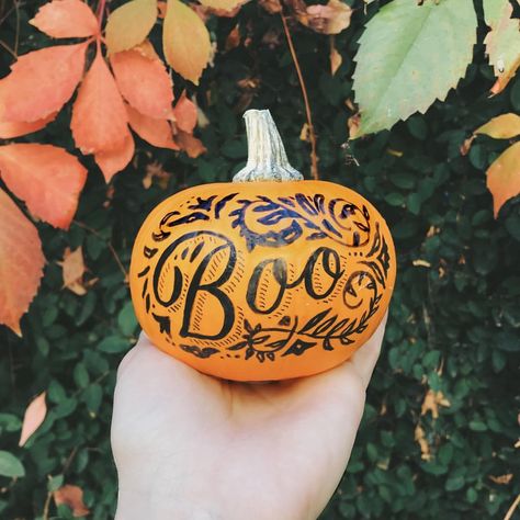 A tiny little pumpkin boo for @inktober day 21 🎃🖤 Happy Sunday! Calligraphy Pumpkin, Halloween Calligraphy, Pumpkin Boo, Pretty Pumpkins, Halloween 2019, Fall Is Here, Calligraphy Design, Autumn Aesthetic, Pumpkin Decorating