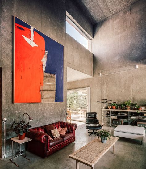 Loft Interior, Style Loft, Brutalism, Family House, Contemporary Architecture, Concrete Floors, Elle Decor, Interior Spaces, The Wall