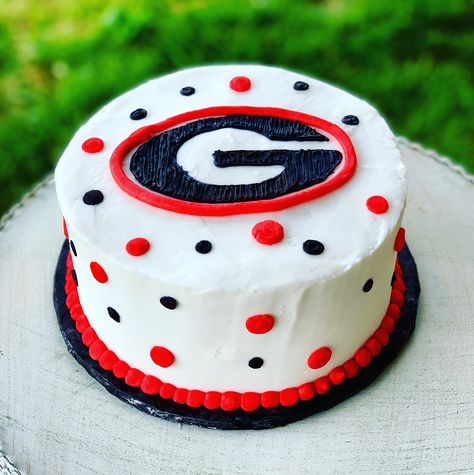 Georgia Bulldog Party Ideas, Uga Birthday Party Decorations, Uga Party Decorations, Uga Grad Party, Georgia Bulldog Party, Gamecock Cake, Georgia Bulldogs Party Ideas, Uga Cake, Uga Graduation Party