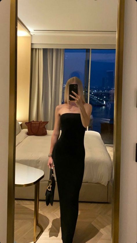 Tube Dress Outfit Classy, Black Long Prom Dresses, Tube Dress Outfit, Black Formal Dress, Fashion Forms, Black Dress Formal, Long Prom Dresses, Custom Size Dresses, Black Evening Dresses