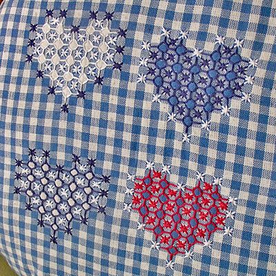 Chicken Scratch Patterns, Gingham Embroidery, Chicken Scratch Embroidery, Embroidery Hearts, Amish Quilts, Cute Chickens, Hand Embroidery Tutorial, Chicken Scratch, Gingham Fabric