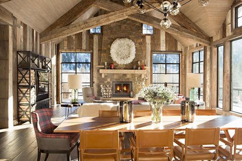 A Luxurious Yet Rustic Aspen, Colorado, Vacation Home | Architectural Digest Colorado Home Decor, Chalet Modern, Colorado Style, Aspen House, Luxury Houses Mansions, Colorado Vacation, Aspen Colorado, Colorado Homes, Luxury Homes Interior