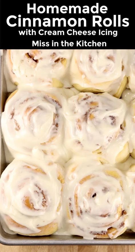 Cinnamon Buns Frosting, Copycat Cinnabon Rolls, Cinammon Rolls Recipes, Frosting For Cinnamon Rolls, Cinnabon Cinnamon Rolls Copycat, Copycat Cinnabon Cinnamon Rolls, Cinnabon Copycat, Yeast Cinnamon Rolls, Copycat Cinnabon