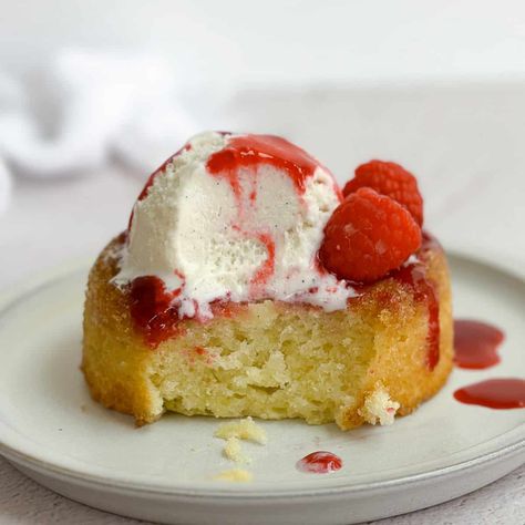 Lemon Crumb Cake, Butter Cakes, Spring Baking, Gooey Butter Cake, Measuring Ingredients, Summer Baking, Raspberry Sauce, Lemon Glaze, A Piece Of Cake