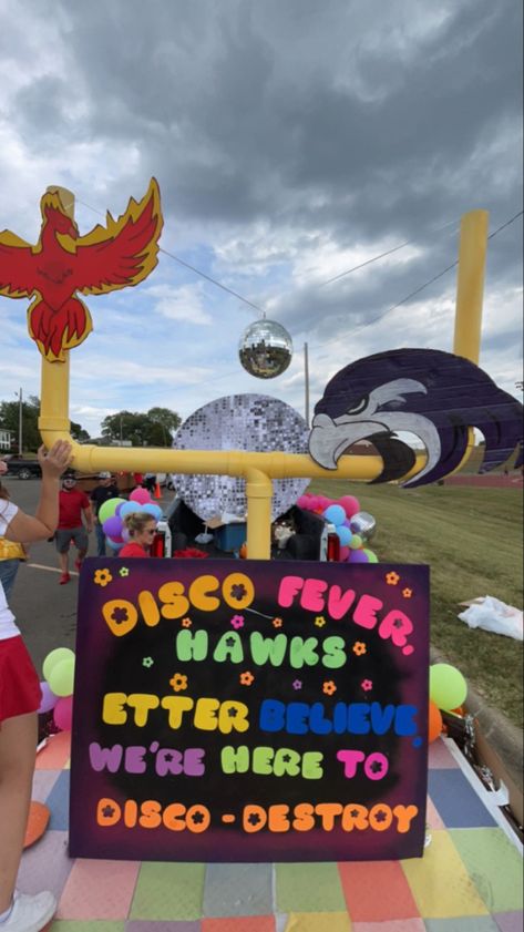 Disco Parade Float Ideas, Disco Theme Parade Float, Decades Homecoming Float, Disco Float Parade, Groovy Parade Float Ideas, 70s Homecoming Float, Float Ideas For Parade Homecoming, Disco Parade Float, Hoco Float Ideas