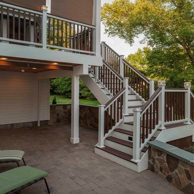 Deck Staircase With Landing, Deck Stair Ideas, Tall Deck Stairs, Deck Off Back Of House Second Floor, High Deck Stairs, Second Story Deck Stairs, Back Porch Stairs, Deck Stairs Ideas, Screened In Porch Design