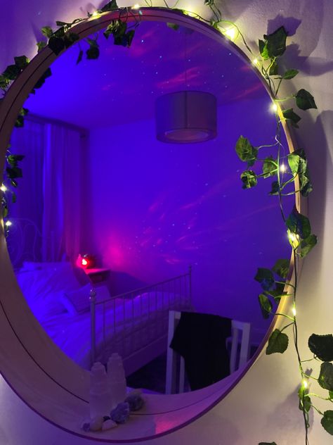 Vines Around Mirror, Circle Led Mirror, Bedroom Extension, My Mirror, Circle Mirror, Room Desk, Bedroom Mirror, Room Inspiration Bedroom, Led Mirror