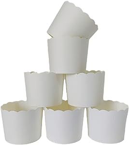 Eat Cupcakes, White Cupcakes, Cupcake Display, Cupcake In A Cup, Cupcake Cases, Snack Cups, Cupcake Pan, Valentines Food, Paper Cupcake