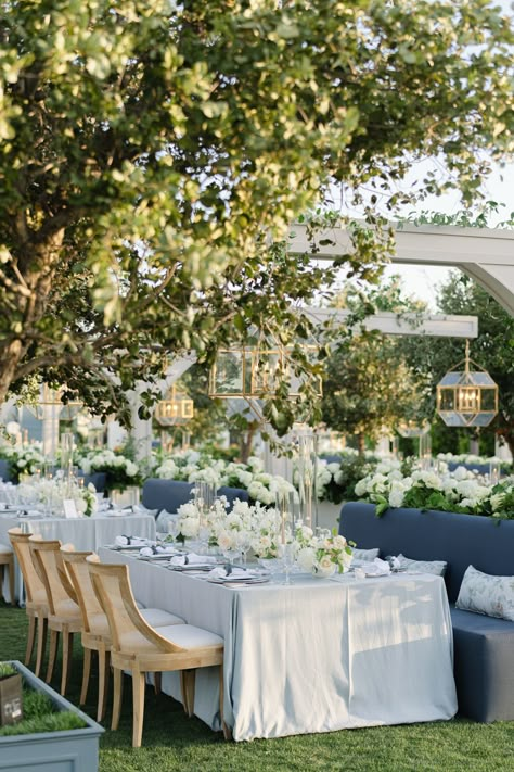 Blue And White Outdoor Wedding, White Outdoor Wedding, Rosewood Miramar, Nantucket Wedding, Wedding Venue Decor, Wedding Tablescape, Wedding Reception Inspiration, European Architecture, Miramar Beach