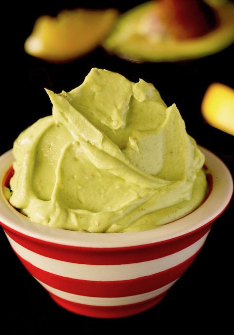 This Avocado Butter Recipe creates a spread that is incredibly rich, creamy and delicious! It’s excellent in a sandwich, spread on toast or mixed into other dishes. #avocados #healthyrecipes #healthyeating  #avocadorecipes #butter #lemon #spreads Avocado Butter Recipe, Avocado Chunks, Fruit Shake, Butter Boards, Bread Spread, Avocado Recipe, Avocado Salad Recipes, Avocado Butter, Sandwich Spread