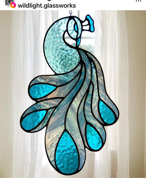 Peacock Stained Glass Pattern Design, Stained Glass Peacock, Glass Butterflies, Diy Stained Glass Window, Baby Applique, Intarsia Woodworking, Stained Glass Birds, Stained Glass Butterfly, Stained Glass Window Hanging