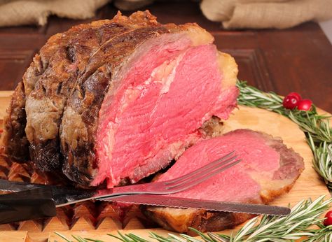 Christmas Prime Rib~ Cooking Beef Tenderloin, Perfect Roast Beef, Roast Beef Sandwich, Cooking Roast Beef, Perfect Roast, Sous Vide Recipes, How To Cook Beef, Prime Rib Roast, Tenderloin Recipes