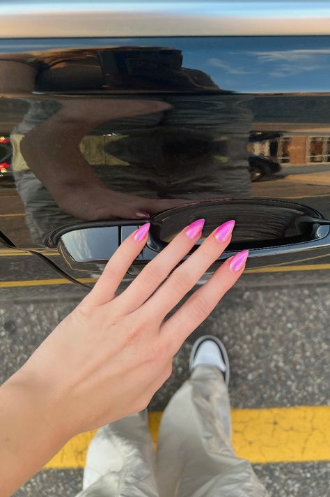 Hot Pink Oval Nails, Hailey Beiber Nails Trend Pink, Hailey Bieber Nails Pink, Pink Hailey Bieber Nails, Hailey Beiber Nails Trend, Pink Oval Nails, Ultra Beauty, Oval Nails, Neon Nails