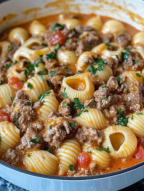 30-minute Creamy Beef and Shells Shell Macaroni Recipes, Stuff Shells Recipes Meat Ground Beef, Mini Shell Pasta Recipes, Shells Pasta, Beef And Shells Recipe, Beef And Shells, Small Shell Pasta, Creamy Beef And Shells Recipe, Creamy Beef Shells