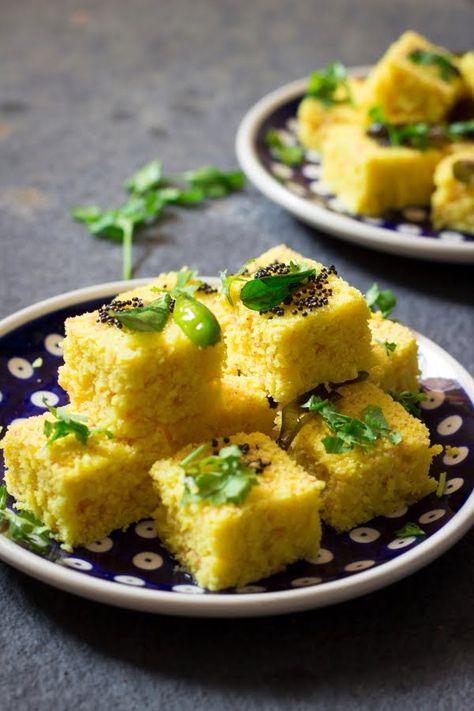 Instant Khaman Dhokla Khaman Dhokla, Dhokla Recipe, Corn Cheese, Eggless Recipes, I Am Confident, Yummy Healthy Snacks, Sour Taste, Food Recipes Vegetarian, Grated Coconut