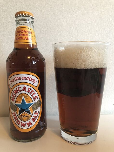 Newcastle Brown Ale, Brown Ale, Bottle Mockup, Brewing Company, Newcastle, Beer Bottle, Beer Glasses, A Table, Clear Glass