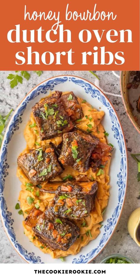 These honey bourbon Dutch oven short ribs are so moist and tender, and the honey bourbon glaze is to die for! Braised Short Ribs Dutch Oven, Dutch Oven Short Ribs, Oven Short Ribs, Dutch Oven Ribs, Oven Pork Ribs, Ribs In Oven, Honey Bourbon, Bourbon Glaze, Dutch Oven Recipes