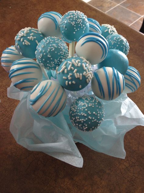 Cake Pop Centerpiece, Frozen Cake Pops, Simple Baby Shower Cake, Baby Cake Pops, Blue Cake Pops, Cake Pop Bouquet, Diy Cake Pops, White Cake Recipes, Cake Pop Designs