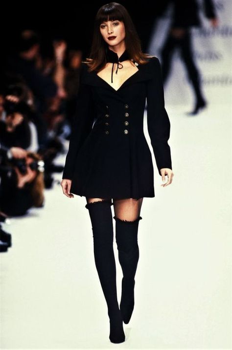 Christy Turlington for Chantal Thomass 1994 Gothic Runway Fashion 90s, Femme Fetal Outfits, Christy Turlington 90s Runway, 90s Runway Fashion Aesthetic, 90s Chanel Dress, 90s Couture Fashion, Christy Turlington Runway, Chanel Dress Aesthetic, 90’s Runway