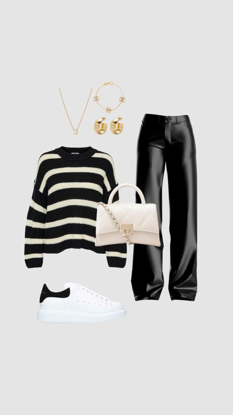 Mode Tennis, Popular Clothes, Trending Streetwear, Winter Fashion Outfits Casual, Cute Fit, Simple Trendy Outfits, Modest Fashion Outfits, Cute Simple Outfits, Casual Style Outfits