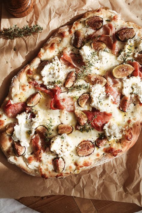 Fig, Prosciutto + Ricotta Pizza Chicken Ricotta Pizza, Pizza Recipes Ricotta, Fig Prosciutto Pizza, Ricotta Pizza Recipes, Fig Pizza Recipes, Ricotta Cheese Pizza, Fig And Prosciutto Pizza, Winter Pizza, Pizza Ricotta