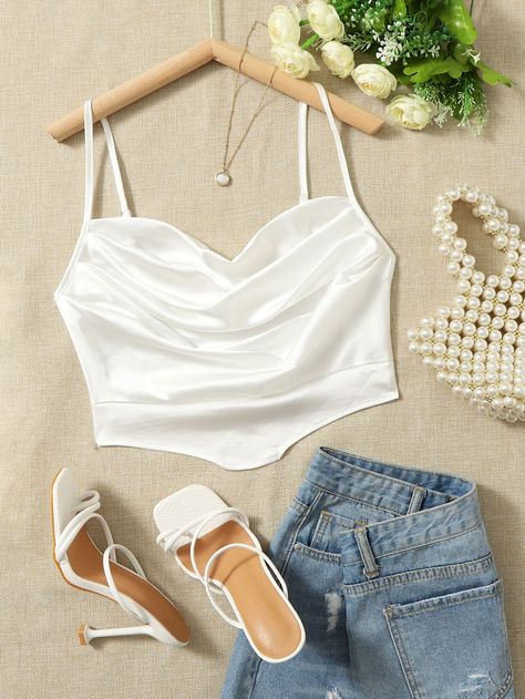 Blanco Casual Collar  Satén Liso Tirantes Embellished No-Elástico Verano Tops & Blusas & Camisetas de Mujer White Satin Top, Draped Collar, Satin Cami Top, Satin Crop Top, Satin Cami, Women Tank Tops, Crop Top Outfits, Fashion Hacks Clothes, Satin Top