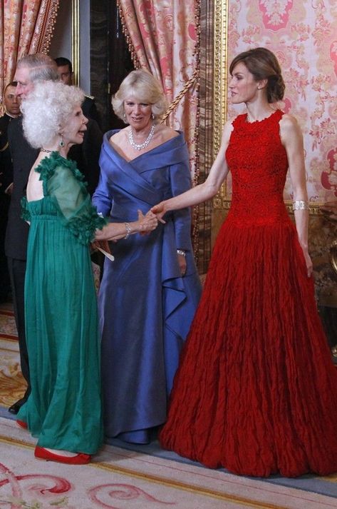 Pin on España* / Spain Barbara Hutton, Camila Parker, A Royal Affair, Prinz Charles, Princess Letizia, Spanish Royalty, Charles And Camilla, Prince Charles And Camilla, Estilo Hippy