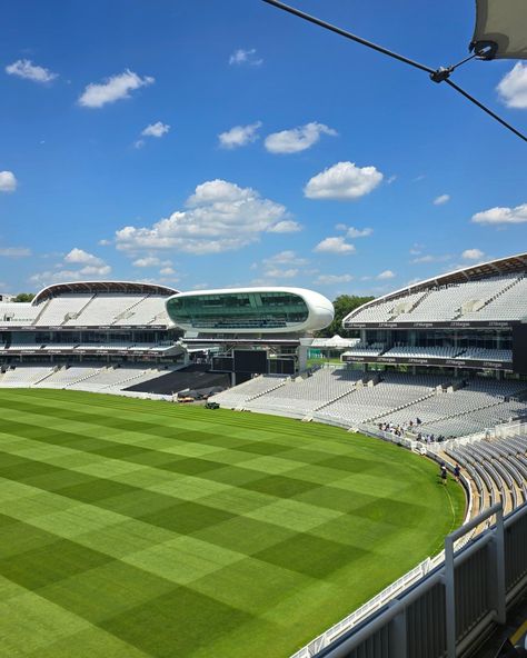 Lord's Cricket Ground 🏏 London 🇬🇧 . . . . #cricket #england #lords #stadium #london #UK Lords Cricket Stadium Wallpaper, Lords Stadium, Lords Cricket Ground, Cricket England, Stadium Wallpaper, Cricket Stadium, Shubman Gill, England Cricket, Cricket Ground