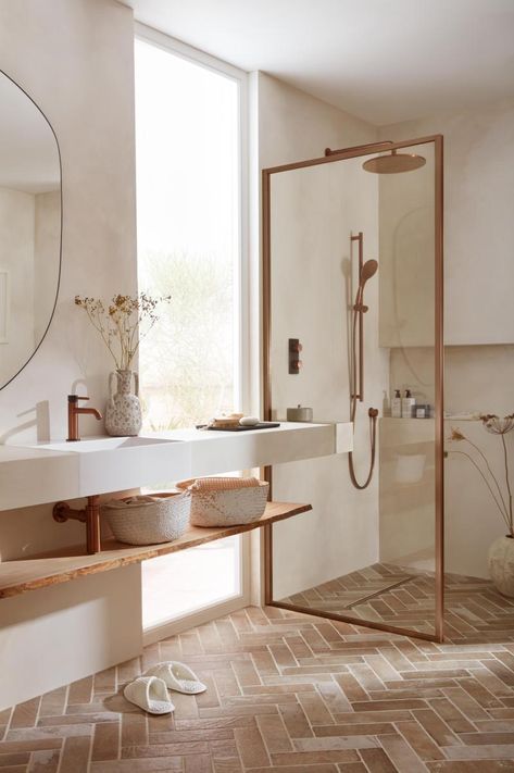 Brushed Bronze Bathroom, Bathroom 2023, Hotel Bathroom Design, British Bathroom, Spanish Bathroom, Copper Taps, Copper Bathroom, Bronze Bathroom, Bathroom Decor Luxury