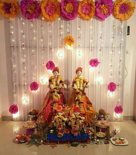 Mahalaxmi decoration Decoration For Gauri At Home, Makhar Decoration Ganpati Diy, Gauri Pooja Decoration, Gauri Pujan Decoration, Gauri Decoration At Home, Gauri Ganpati Decoration Ideas At Home, Mahalakshmi Decoration Ideas, Mahalaxmi Decoration Ideas, Gangaur Decoration At Home