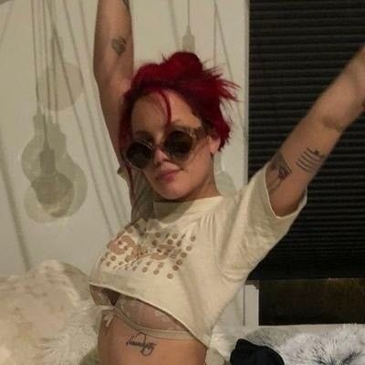 Aesthetic Red Hair, Aesthetic Red, Model Aesthetic, Halsey, Red Hair, Sunglasses, Red, Hair, Pins