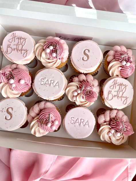 22 Cupcakes Birthday, Pink And Brown Cupcakes, Fondant Cupcake Toppers Birthday, 18th Birthday Cupcakes Ideas, 13th Birthday Cupcakes, 18th Cupcakes, Birthday Cupcake Ideas, Adult Cupcakes, Pink Cupcakes Birthday