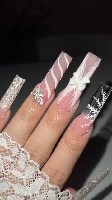 The Nail Connection on Instagram: "Winter sets loading 🤩❄️🤍  🎥: @itssme.lena   Follow @thenailconnection for daily nail inspo 💅🏽✨  #christmasnails #blingnails #nailsart #creativenails #nailart #glamnails #nailfashion #nailrhinestones #naildesign #nailsnailsnails #nailaddict #winternails #snowflakenails #nailtech #nailart #icynails #holidaynails #naildesigns #nailinspo #thenailconnection" Glittery Acrylic Nails, Beige Nails Design, Sparkle Nail Designs, Snow Nails, Winter Sets, Acrylic Nails Nude, Spring Acrylic Nails, Long Acrylic Nail Designs, Winter Nails Acrylic