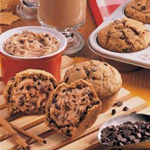 Cappuccino Muffins Recipe - I make muffins very similar to this subbing in Pamela's GF baking flour.  I've never tried the spread, though.  These are seriously soooo gooood. Cappuccino Muffins, Coffee Muffins, Taste Of Home Recipes, Gf Baking, Chocolate Chip Muffins, Baking Flour, Quick Breads, Taste Of Home, Muffin Recipes