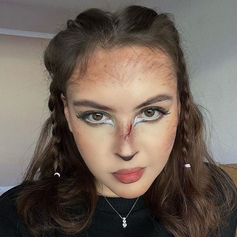 Cute Werewolf Makeup, She Wolf Makeup, Werewolf Makeup Female Easy, Were Wolf Costume, Cute Wolf Makeup, Simple Wolf Makeup, Simple Werewolf Makeup, Wolf Costume Women Makeup, Wolf Halloween Costume Women