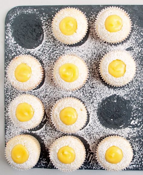 Lemon Pound Cake Cupcakes With Lemon Curd Filling Pound Cake Cupcakes, Saint Valentin Diy, Cupcakes Filled, Lemon Curd Filling, Cream Cheese Pound Cake, Popsugar Food, Filled Cupcakes, Lemon Cupcakes, Lemon Pound Cake