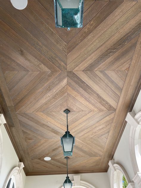 Wood Entry Ceiling, Light Wood Coffered Ceiling, Trey Ceiling Ideas Wood, Wood Inlay Ceiling, Wooden Ceiling Detail, Kitchens With Wood Tone Cabinets, Wood Ceiling Design Ideas, Teak Ceiling Bathroom, Reclaimed Wood Ceiling Ideas