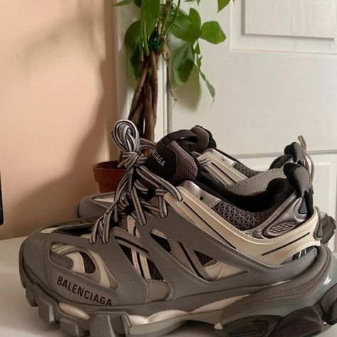 Balenciaga track trainers -grey Grey Balenciaga Track, Balenciaga Track Sneakers Outfit, Balenciaga Track Outfit, Balenciaga Tracks, Balenciaga Track Trainers, Track Outfits, Balenciaga Trainers, Black Balenciaga, Grey Trainers