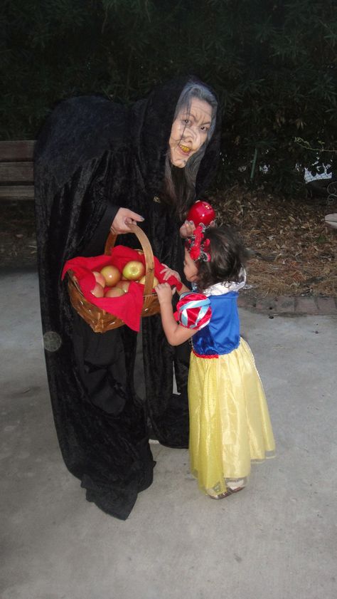 Snow White and the Evil Queen/Witch Costume Evil Queen Costume Diy, Queen Costume Diy, Evil Witch Costume, White Witch Costume, Snow White Witch, Witch Costume Diy, Evil Queen Costume, Snow White Evil Queen, Old Hag